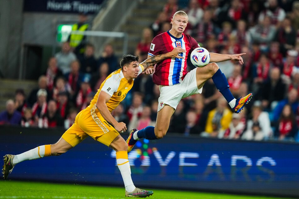 Un repóker de Erling Haaland deja a Noruega con un pie en el Mundial