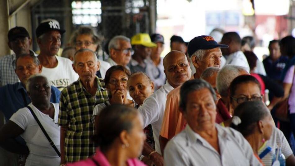 Jubilados que cobran por ACH recibirán Cepadem desde este lunes 11 de diciembre