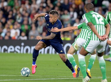 Real Madrid anuncia que el delantero Mariano Díaz da positivo por coronavirus