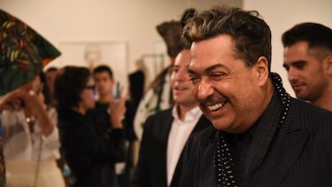 Trajes de Manuel Fernández como lienzos de 'la isla del encanto'