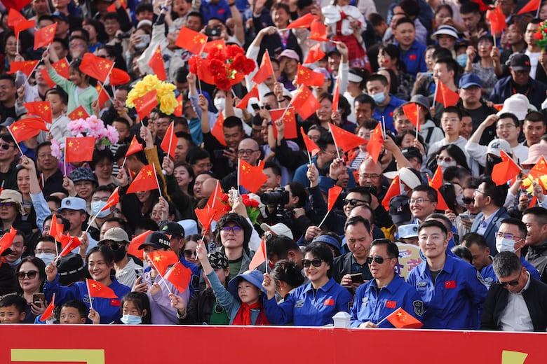 La misión china Shenzhou-18 despega con éxito a la estación espacial Tiangong
