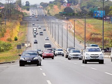 El MOP investigará  sobrecostos en autopista