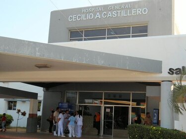Técnicos de enfermería protestan en Herrera y Coclé