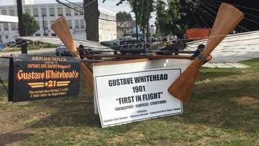 Honran a piloto que dicen voló antes que los hermanos Wright