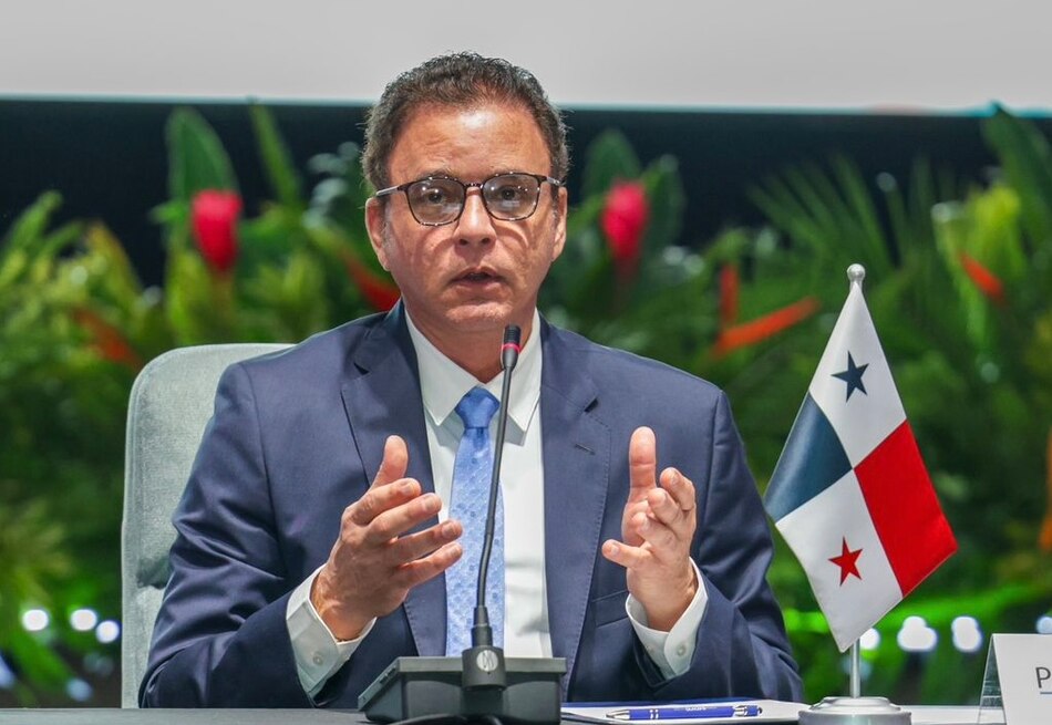 Jhonathan Vega de Vamos presenta denuncia penal contra el excontralor Gerardo Solís