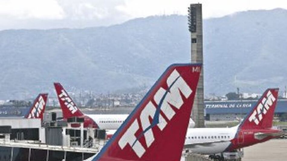 Ganancia de LATAM habría caído 30%