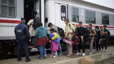 Organizaciones humanitarias advierten sobre peligro de muerte de refugiados por el invierno europeo