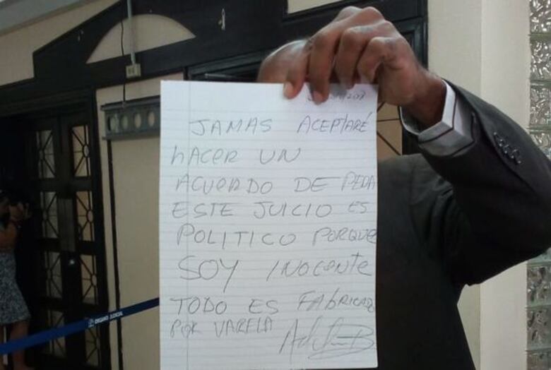 Mejía da plazo a fiscalía y defensa de Martinelli para que lleguen a acuerdos sobre escrito de acusación