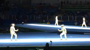 Eileen Grench avanza a segunda ronda