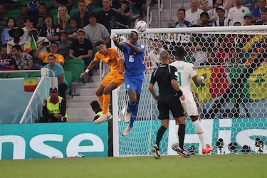 Gakpo y Klaassen le dan la victoria a Países Bajos ante Senegal