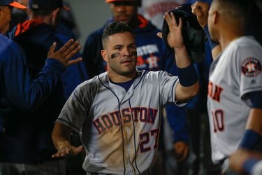 Venezolano Altuve llega a 200 ‘hits’ y fija marca para los latinos
