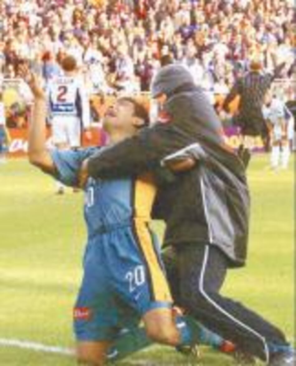 'Pescadito' Ruiz lleva al Galaxy al título