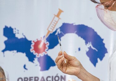 Organismos internacionales buscan apoyar la vacunación