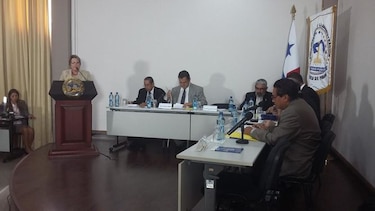 María E. López Arias: 'No tengo temor reverencial ante nadie'