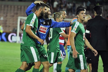 Eibar vence a Granada y queda como inesperado líder
