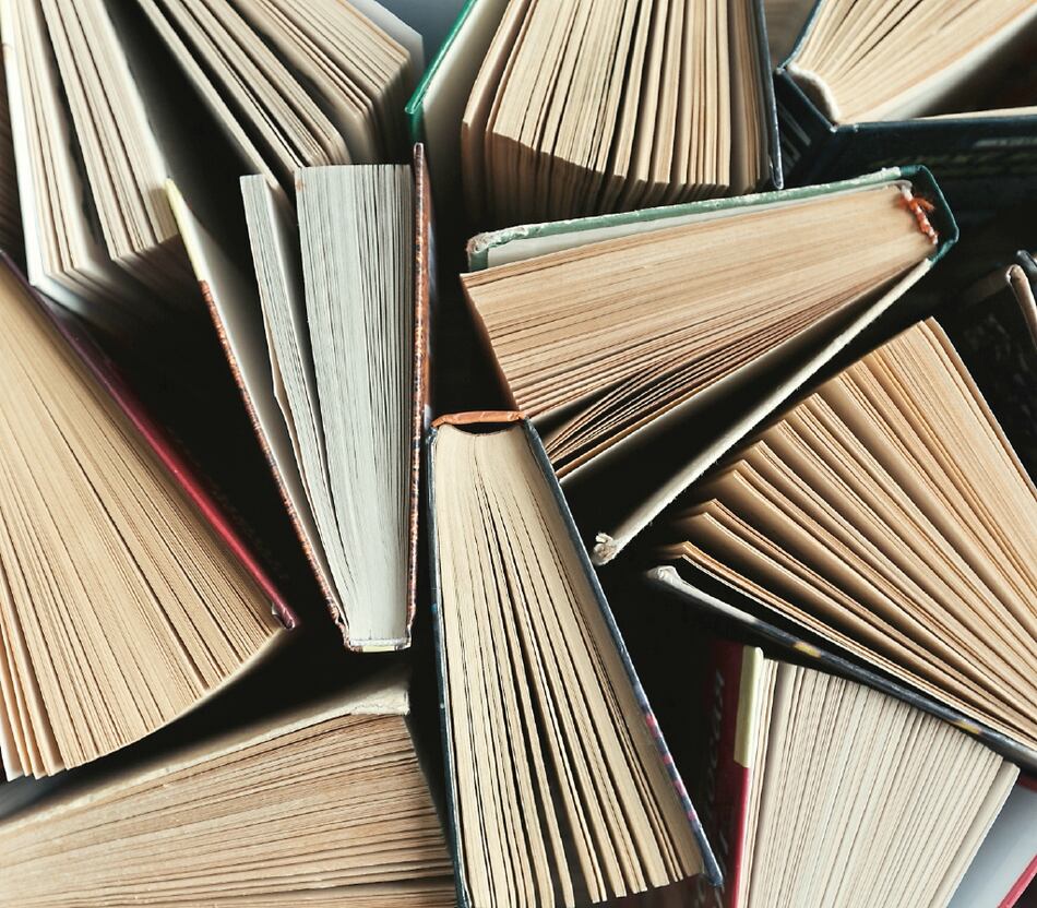 Los oscuros pasillos de la historia