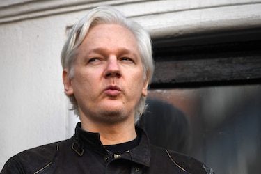 Julian Assange podrá contraer matrimonio en la cárcel, según su pareja