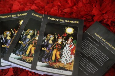 ‘Tarot de Sangre’: una historia con una trama truculenta