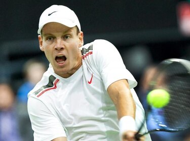 Berdych primer finalista y Djokovic gana exhibición a Mónaco