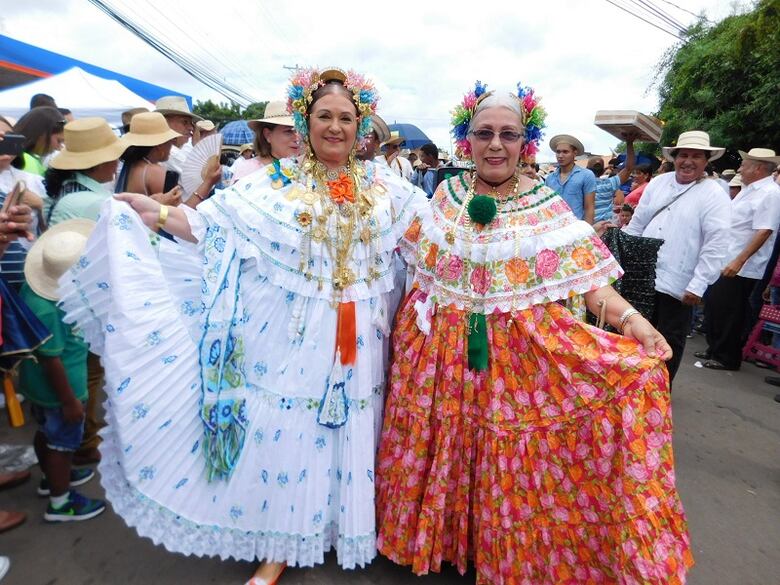 Más de 15 mil empolleradas participarán del desfile en Las Tablas