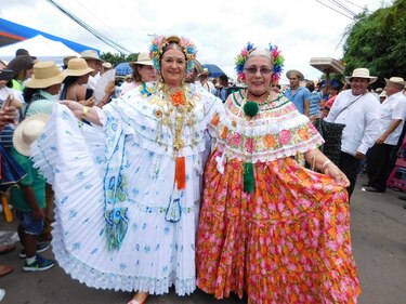 Más de 15 mil empolleradas participarán del desfile en Las Tablas