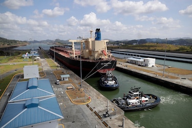 Restricciones en el Canal de Panamá podrían reducir en cerca de 4,000 tránsitos anuales