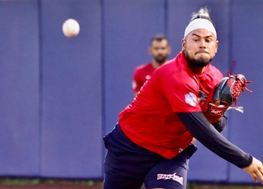 Jaime Barría desea volver al béisbol de las Grandes Ligas