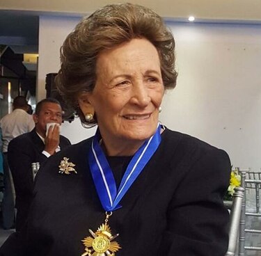 Las precisiones de Susana Richa  de Torrijos:  ganará $4 mil en vez de $7 mil, y no tiene 93 años, sino 95
