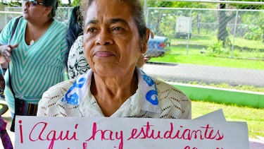 Piden remoción del director de colegio