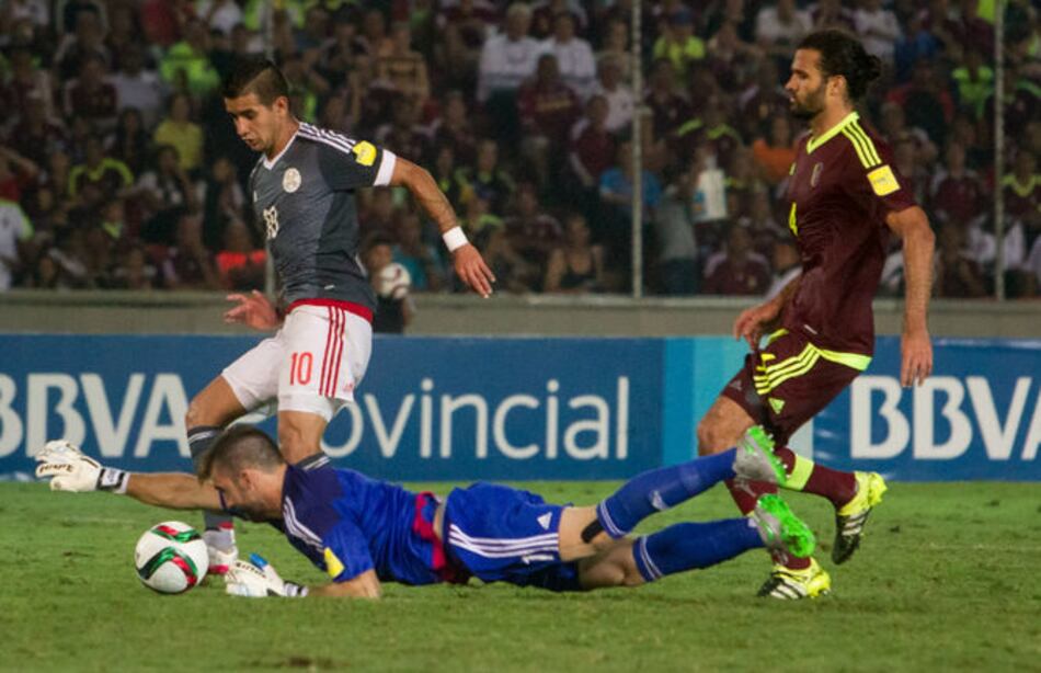 Paraguay aprovecha error de Vizcarrondo para vencer a Venezuela