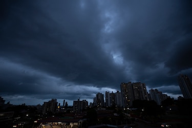 Emiten aviso de vigilancia por lluvias en todo el país