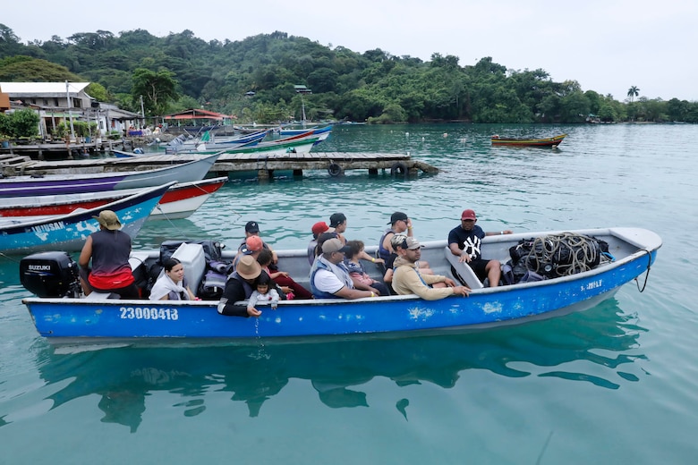 El éxodo de los migrantes a la inversa; la ruta por mar para evitar el Darién