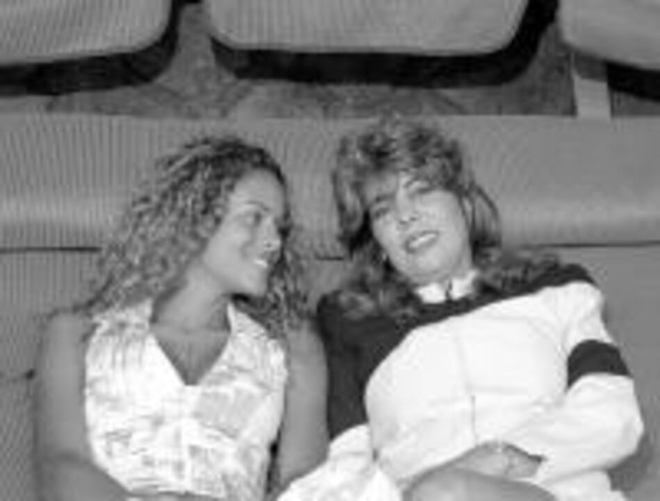 La cámara ama a Liza