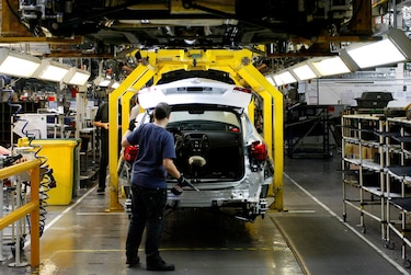 Argentina crea alivio fiscal para el sector automotor