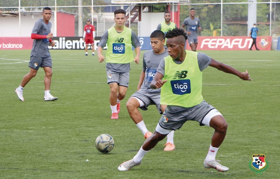 Serbia llega hoy para amistoso