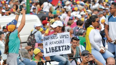 Venezuela busca una ‘solución constitucional’ a la crisis
