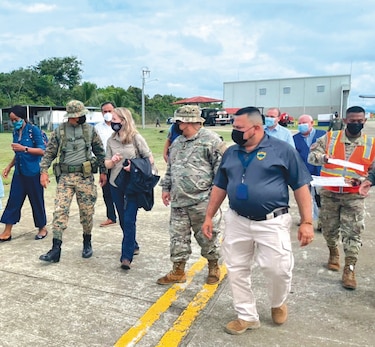 Delegación de la OIM visita Darién y llama a la cooperación regional