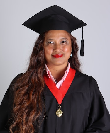 La Universidad de Panamá presenta a los graduados de su Facultad de Derecho y Ciencias Políticas