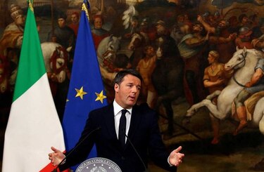 Italia: Matteo Renzi retrasa su dimisión hasta la aprobación de los presupuestos generales