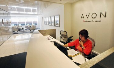 Natura mantiene las negociaciones para la posible venta de Avon fuera de Latinoamérica