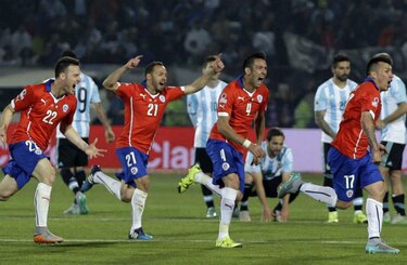 Chile y El Salvador jugarán ante Panamá