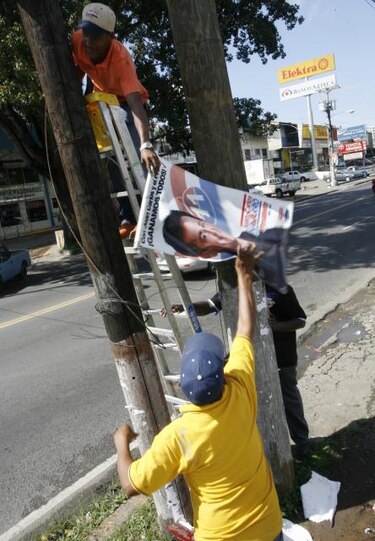 TE pide remover propagandas políticas