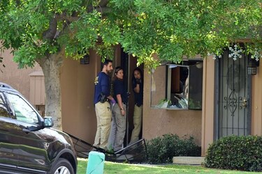 California: Hallan bombas en casa de sospechosos de tiroteo