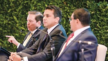El agro, la burocracia y los subsidios dominan agenda de los candidatos