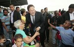 Presidente Varela asiste a clásico en su honor