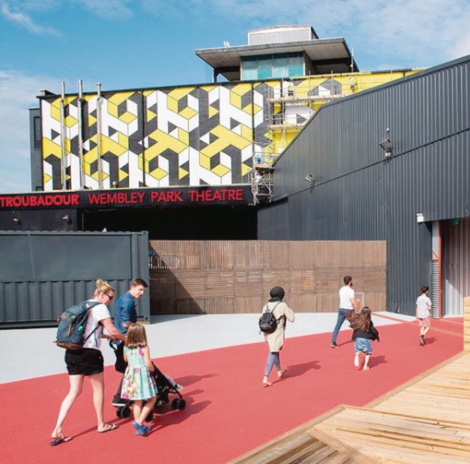 Musicales de Londres reciben a sus primeros espectadores