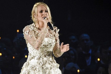 Carrie Underwood y Ludacris escriben canción para Super Bowl
