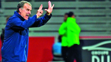 Lille rompe con el entrenador Bielsa