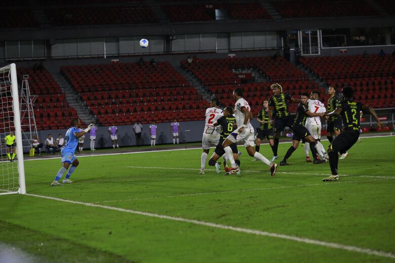 Plaza Amador queda eliminado de la Copa Centroamericana ante Real España  