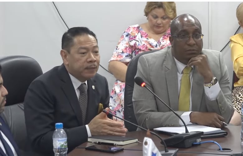 Caraballo defiende su designación como embajador en Austria